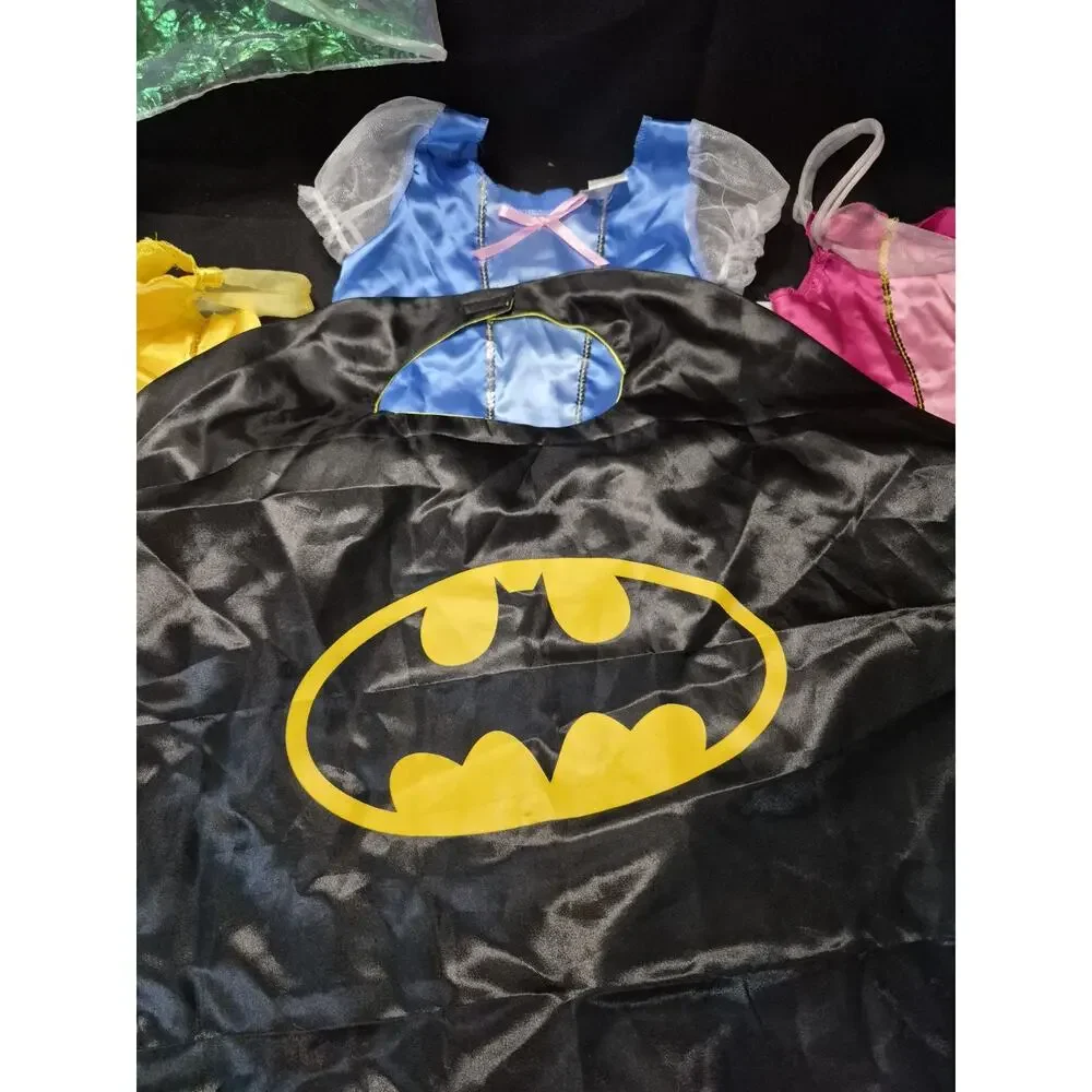 Disney Princess dress up trunk Outfits Age 4-6X, + Batman Superman Capes See Pic